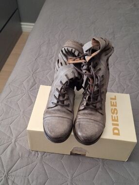 Diesel Taupe-Brown Lace-Up Leather Ankle Boots